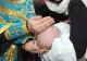 Medicii se revoltă după ce biserica cere adeverințe la botez