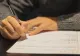 Autopsier, lăsat fără certificatul de revoluționar! Bărbatul mearge în instanţă pentru a-şi face dreptate