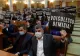 PSD și AUR cer demisia ministrului Sănătății în Parlament! ”Voiculescu – Demisia” este mesajul apărut pe pancarte NEGRE - Social-democrații depun MOȚIUNE