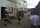 Incendiu puternic la o fabrică de confecții textile. Zeci de persoane, EVACUATE de urgență în Reșița