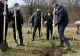 FOTO Marcel Ciolacu a plantat copaci de Ziua Internațională a Pădurilor: Reîmpădurirea României este o necesitate și o prioritate