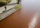 BOMBĂ ecologică în IOR! Lacul din parcul bucureștean, colorat în roșu de câteva săptămâni 