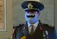 Imaginea care a devenit virală pe internet - Cine este militarul care poartă măști cu mustață