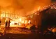 Incendiul DEVASTATOR de la fabrica de mobilă din Reghin, stins după 7 ore de luptă cu flăcările: trei hale de producție, distruse COMPLET. Peste 300 de oameni ar putea rămâne fără un loc de muncă 