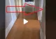 VIDEO – Un zgomot extrem de ciudat se auzea din baie. Bărbatul s-a speriat și a decis să filmeze totul – Deznodământul amuzant