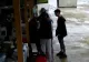 VIDEO | Bătuți de interlopi în plină stradă pentru taxa de protecție