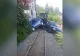 VIDEO - Accident ca-n filmele cu proști - Mocănița din Apuseni a lovit două mașini