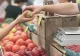 Prețuri-șoc la alimente, în România. Legumele, produse de lux: s-au scumpit cu 50% față de acum 2 ani