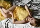 A stat 12 ani fără să facă sex. Ce s-a întâmplat cu ea când a ajuns în pat cu un bărbat