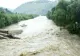  Patru familii izolate din cauza ruperii unui podeț luat de ape - Toate persoanele izolate au refuzat evacuarea din gospodării