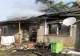 Explozie, urmată de incendiu, în Cluj: casă distrusă de flăcări. Un bătrân a suferit arsuri