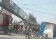  Un TIR încărcat cu șervețele a luat foc în Timiș - Nu s-au înregistrat victime