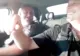 VIDEO Imagini virale, polițiști locali din Bârlad chiuie și se distrează pe ritmuri de manele, în mașină