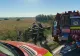 FOTO Doi răniți după ce un buldoexcavator s-a răsturnat pe un drum județean din Tulcea