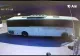 VIDEO ȘOCANT Șoferul unui autocar PLIN cu muncitori a FORȚAT bariera căii ferate, chiar când venea trenul