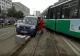 VIDEO | Accident grav în Iași. O mașină a intrat într-un tramvai. O persoană este rănită