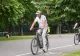 Klaus Iohannis a venit cu bicicleta la birou: Președintele a mers jumătate de oră de la Vila Lac, la Cotroceni VIDEO