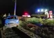 FOTO Accident grav, în Cluj - 4 victime, după ce mașina în care se aflau a ajuns pe șinele de tren și a lovit un stâlp CFR