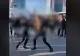 VIDEO | Bătaie pe terasa unui mall din Capitală. Două tinere și-au împărțit pumni și picioare sub privirile oamenilor