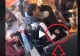 VIDEO – Oamenii l-au imobiliat și filmat pe acest hoț – A furat un portofel în timp ce stătea la coadă