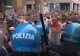 VIDEO | Proteste masive în Italia împotriva vaccinării. Lupte în stradă între oamenii nemulțumiți și polițiști