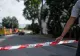 VIDEO - O mașină a intrat din plin în oamenii aflați pe o terasă - Cine se afla la volan