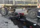 1 mort şi 2 răniţi după ce o motocicletă s-a izbit violent de remorca unui tractor, în Suceava