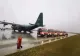 5 pacienți infectați cu virusul SARS-CoV-2, în stare gravă, transferați la Oradea cu o aeronavă MApN - Galerie FOTO