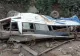 Zeci de morți și răniți după ce un autobuz a căzut în gol 300 de metri. Tragedie în Nepal