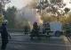 FOTO | Incendiu în Capitală: O mașină a luat foc, pe o șosea aglomerată din Pipera. Trafic blocat