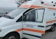 O ambulanță aflată în misiune a luat foc în mers, pe un drum din Suceava. Surpriză, cine a intervenit