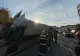 FOTO Un camion scăpat de sub control pe o stradă din municipiul Cluj a rupt o țeavă de gaze