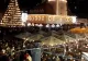 VIDEO | Înghesuială ca înainte de pandemie în BRAȘOV! Au fost aprinse luminile de Crăciun din Piața Sfatului 