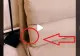 VIDEO – A auzit un zgomot ciudat din canapea. Când a dat la o parte perna, a țipat de bucurie – Ce era ascuns