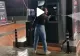 VIDEO – Dialog halucinant între două tinere, în miez de noapte, la o spălătorie auto – Clipul a devenit viral pe TikTok