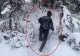 Această ILUZIE OPTICĂ a șocat: tu ce vezi în imagine, un câine sau un bărbat? Numai geniile ghicesc răspunsul corect!