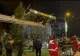 FOTO | 2 victime, după ce o autoplatformă de lucru la înălţime s-a răsturnat peste o mașină, în Suceava