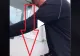 VIDEO – Peștele l-a prins de pantaloni, într-o zonă periculoasă – Dacă nu ar fi fost filmat, nimeni nu ar fi crezut așa ceva