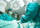 Anchetă la spitalul din Deva după ce un pacient a fost operat pe partea greșită a capului