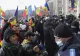 Jandarmeria a suplimentat dispozitivul, după ce protestatarii au VANDALIZAT mașinile parlamentarilor și au rupt cordonul de securitate