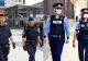 Uniforme noi pentru polițiști. Sindicatul EUROPOL: „Unui coleg i s-au rupt pantalonii în fund de mai multe ori când a fost nevoit să fugă după infractori”
