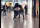 Bătaie în parcarea unui supermarket din Alba Iulia! Agresorul, reținut