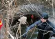 Bărbat mort după ce tractorul în care se afla s-a răsturnat într-un canal adânc