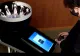 VIDEO | INVENȚIA anului! Când s-au uitat la TV, au început să simtă gustul alimentelor redate pe ecran. Un inventator schimbă trendul 