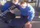 VIDEO | Bărbat călcat pe gât de agenții de pază, într-un magazin din Buzău. Imagini cu un puternic impact emoțional