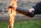 O fată de 13 ani din Argeș, atacată cu un cocktail molotov aruncat dintr-o mașină - Minora a suferit arsuri