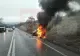 VIDEO | Mașină mistuită de flăcări după un accident grav în Iași