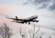 Momente de panică. Avion întors din drum din cauza unei alerte cu bombă