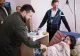 VIDEO | O adolescentă din Ucraina a fost împușcată de 12 ori, după ce și-a apărat fratele mai mic. Zelenski a vizitat-o în spital