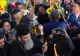 VIDEO Lumina Sfântă aprinsă la Ierusalim a ajuns în România